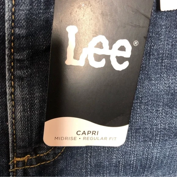 LEE Midrise Capri Size 8M - Picture 6 of 7